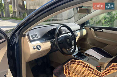 Універсал Volkswagen Passat 2014 в 