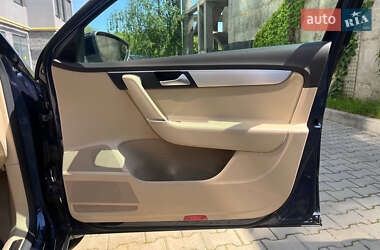 Універсал Volkswagen Passat 2014 в 