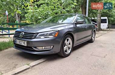 Седан Volkswagen Passat 2015 в Николаеве