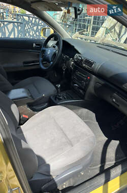 Седан Volkswagen Passat 1998 в 