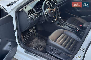 Седан Volkswagen Passat 2016 в 