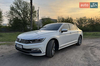Седан Volkswagen Passat 2018 в 