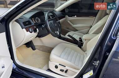 Седан Volkswagen Passat 2012 в 