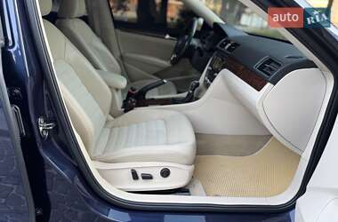 Седан Volkswagen Passat 2012 в 
