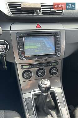 Седан Volkswagen Passat 2008 в 