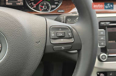Седан Volkswagen Passat 2013 в 