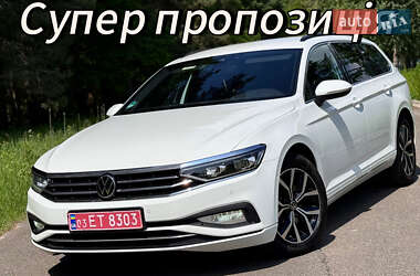 Универсал Volkswagen Passat 2021 в Буче