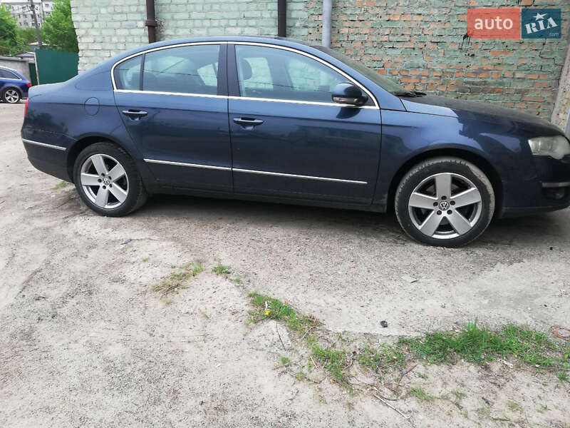 Седан Volkswagen Passat 2008 в 