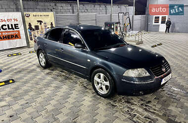 Седан Volkswagen Passat 2004 в 