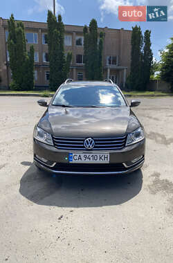 Універсал Volkswagen Passat 2012 в Умані
