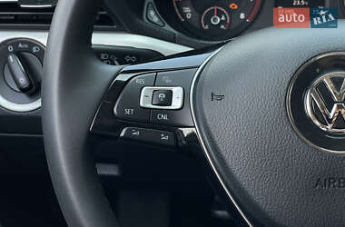 Седан Volkswagen Passat 2021 в 