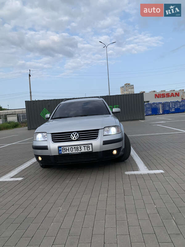 Универсал Volkswagen Passat 2003 в Одессе