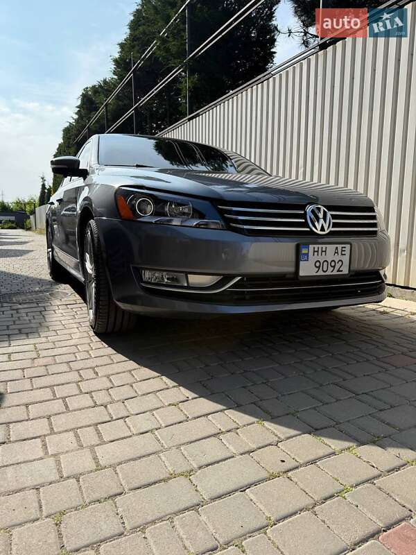 Седан Volkswagen Passat 2014 в 