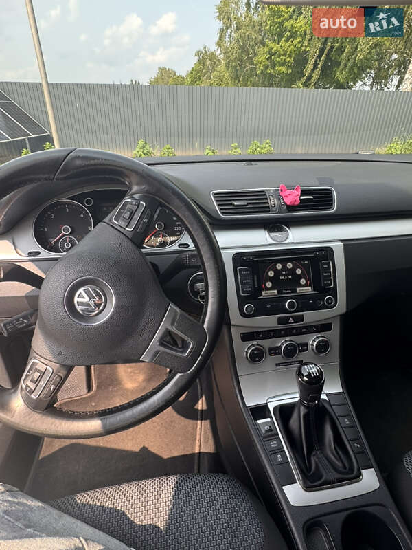 Універсал Volkswagen Passat 2012 в Володимирі фото 10 Універсал Volkswagen Passat 2012 в Володимирі