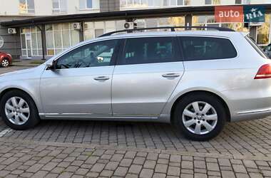 Універсал Volkswagen Passat 2011 в 