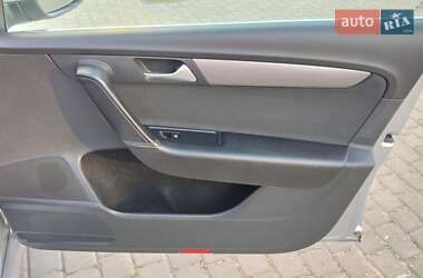 Універсал Volkswagen Passat 2011 в 