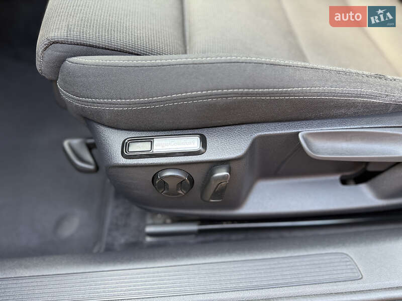 Універсал Volkswagen Passat 2015 в Береговому