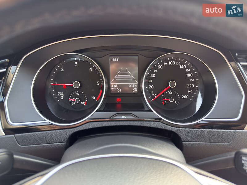 Універсал Volkswagen Passat 2015 в Береговому