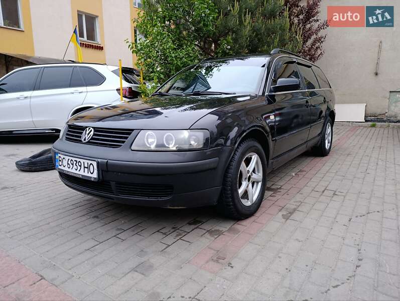 Универсал Volkswagen Passat 2000 в 