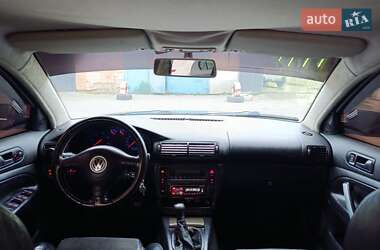 Универсал Volkswagen Passat 2000 в 