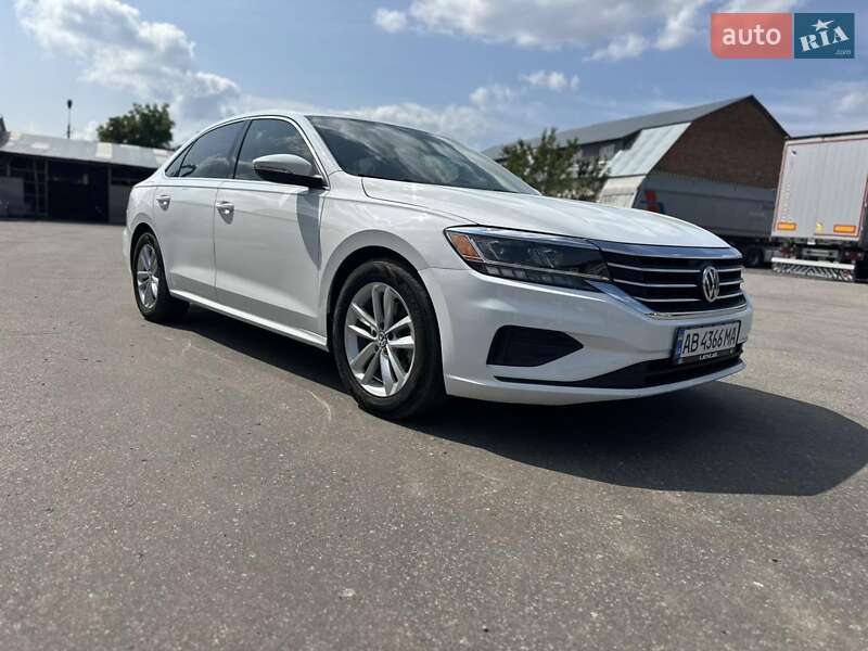 Седан Volkswagen Passat 2019 в Виннице