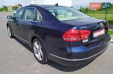 Седан Volkswagen Passat 2014 в 