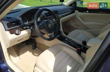 Седан Volkswagen Passat 2014 в 