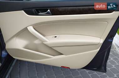 Седан Volkswagen Passat 2014 в 