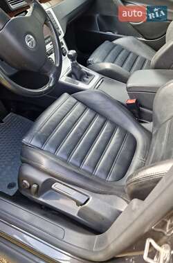 Седан Volkswagen Passat 2006 в 