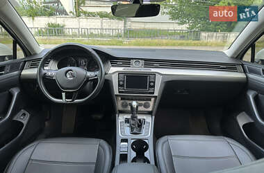 Седан Volkswagen Passat 2018 в 