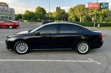 Седан Volkswagen Passat 2016 в 