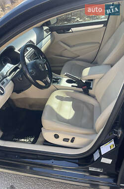 Седан Volkswagen Passat 2012 в 