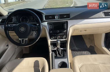 Седан Volkswagen Passat 2012 в 