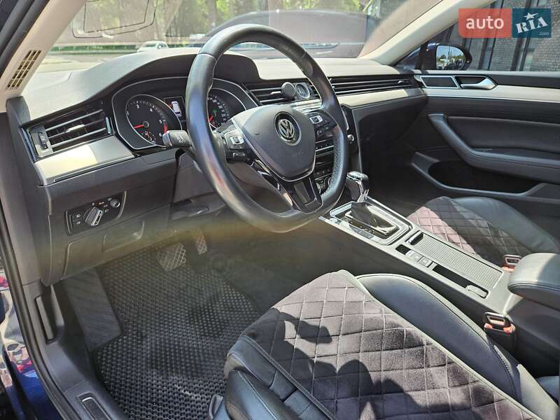 Универсал Volkswagen Passat 2016 в Житомире