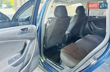 Універсал Volkswagen Passat 2006 в 