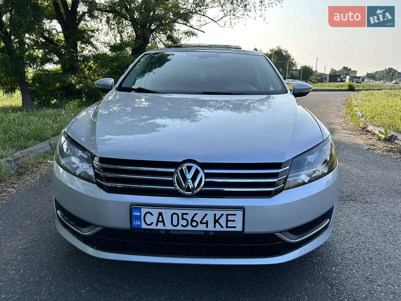 Седан Volkswagen Passat 2012 в Черкассах
