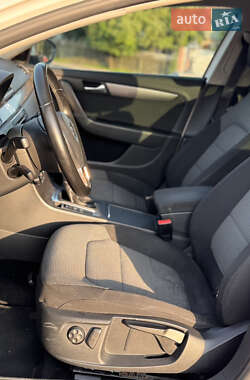 Седан Volkswagen Passat 2013 в 