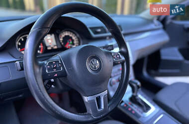 Седан Volkswagen Passat 2012 в 