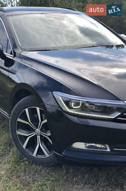 Универсал Volkswagen Passat 2015 в Камне-Каширском