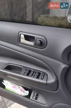 Универсал Volkswagen Passat 2005 в 