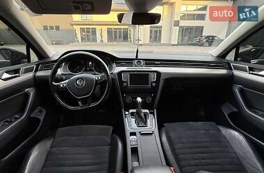 Седан Volkswagen Passat 2015 в 