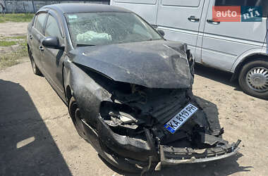 Седан Volkswagen Passat 2006 в Киеве