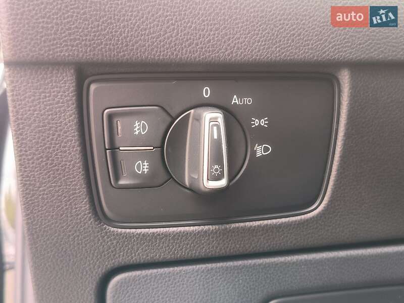 Универсал Volkswagen Passat 2015 в Киеве