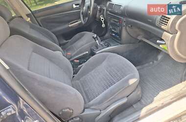Универсал Volkswagen Passat 2000 в 