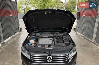 Седан Volkswagen Passat 2012 в 