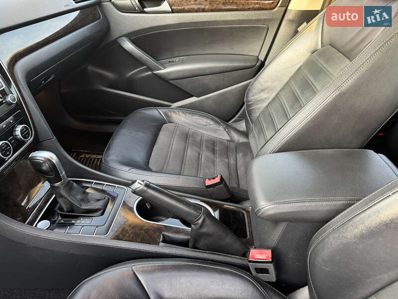 Седан Volkswagen Passat 2015 в Хмельницком фото 9 Седан Volkswagen Passat 2015 в Хмельницком