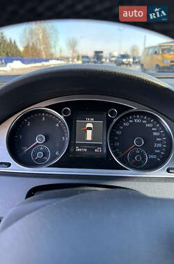 Универсал Volkswagen Passat 2011 в 