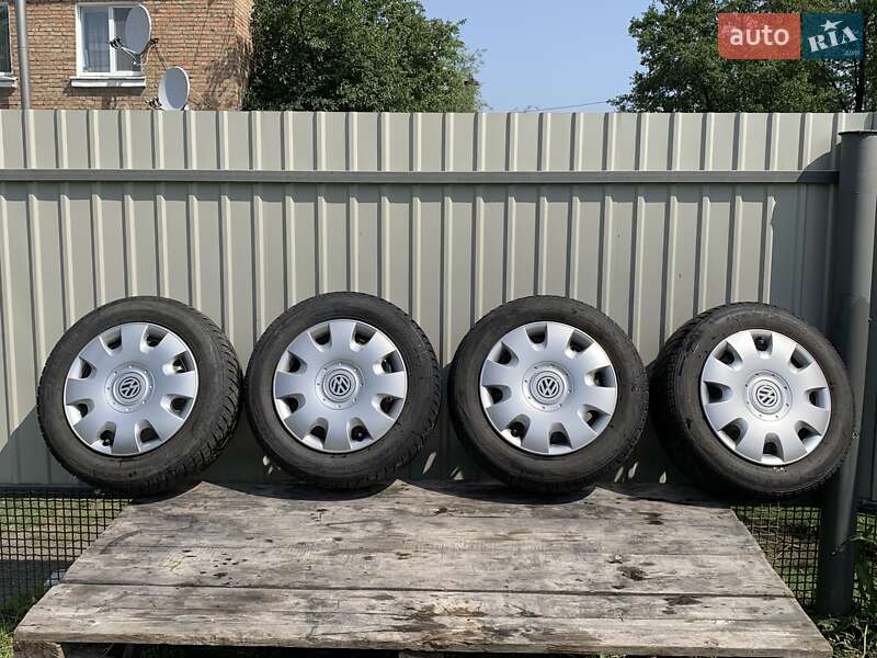 Универсал Volkswagen Passat 2001 в Сарнах