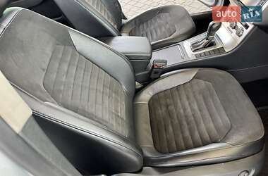 Седан Volkswagen Passat 2013 в 
