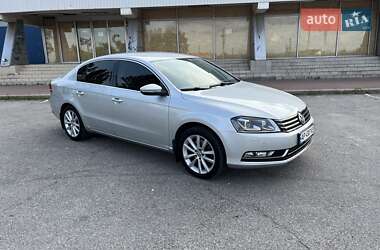 Седан Volkswagen Passat 2013 в 